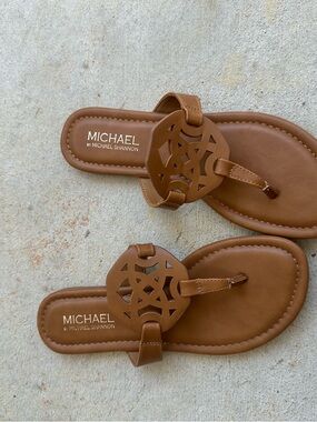 Michael Shannon Brown Cutout Leather Thong Sandals